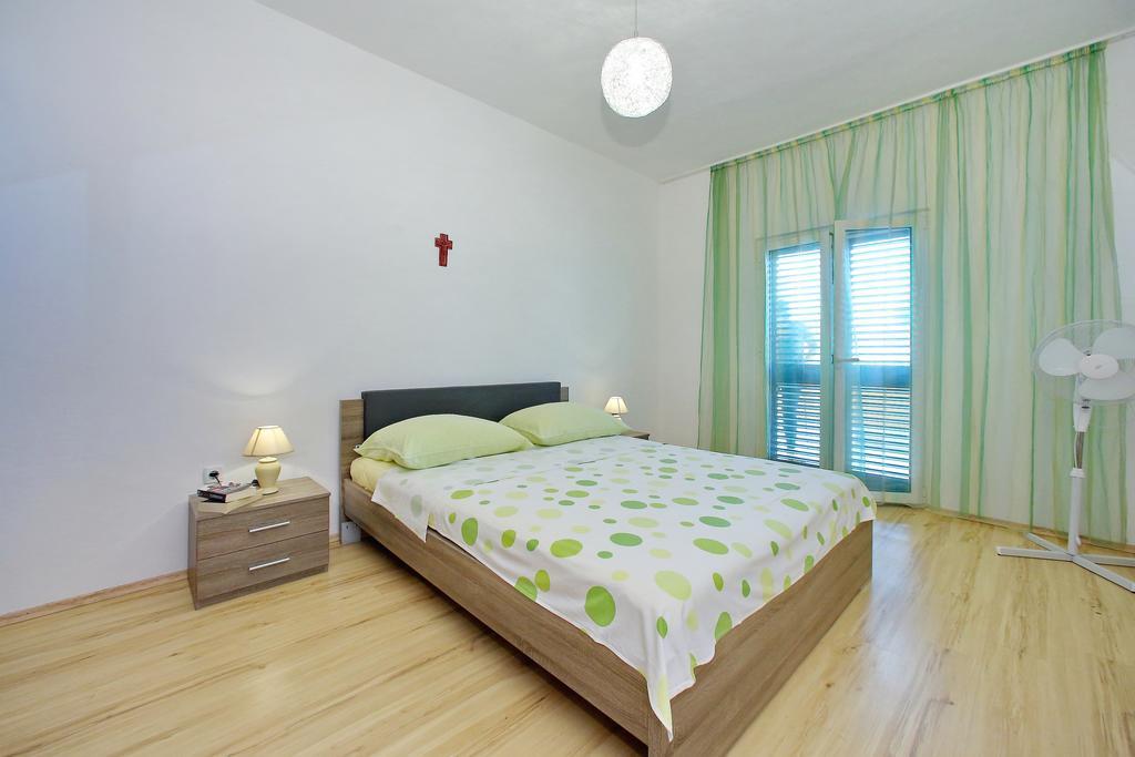 Apartments Kero Bibinje Exterior photo
